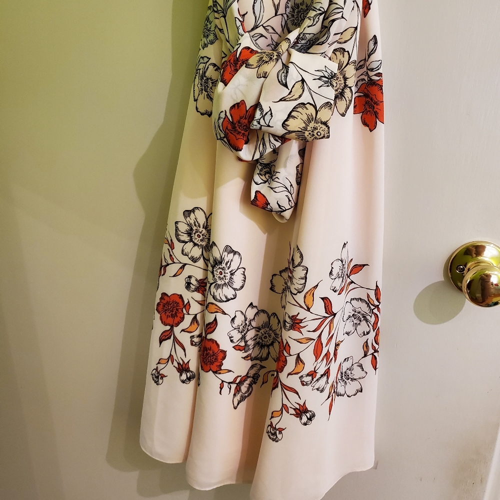 Ivanka trump floral dress NWT size 2 - Picture 3 of 6